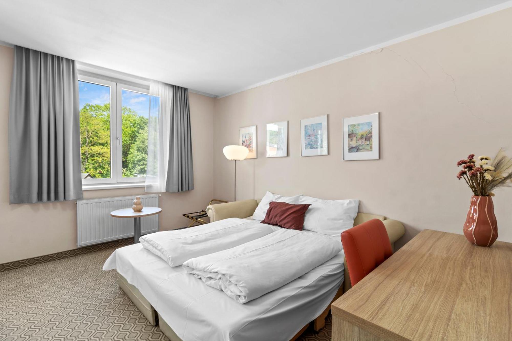Schild Hotel 4*